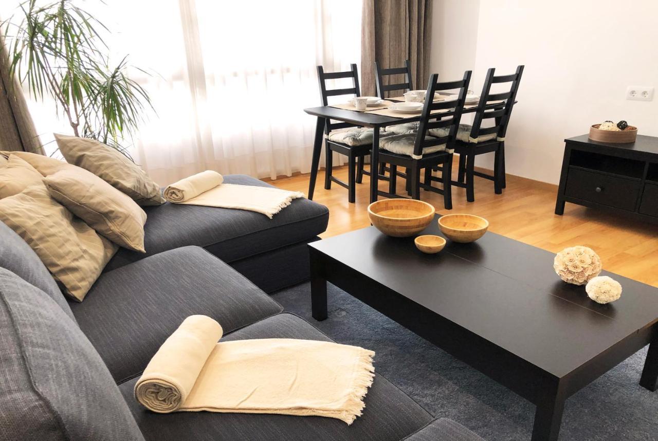 Purple&Brown Home Coruna โอโกรูญา ภายนอก รูปภาพ