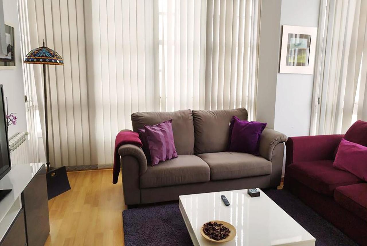Purple&Brown Home Coruna โอโกรูญา ภายนอก รูปภาพ